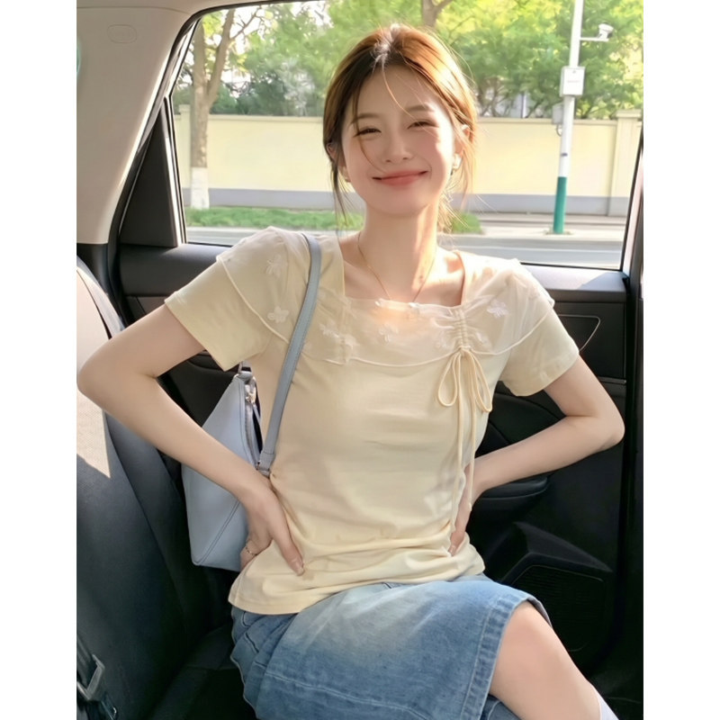 Plus Size French-Style Lace-Trimmed Short-Sleeve T-Shirt for Women, Summer Waist-Cinching, Slimming, Unique and Beautiful Top Plus Size French-Style Lace-Trimmed Short-Sleeve T-Shirt for Women, Summer Waist-Cinching, Slimming, Unique and Beautiful Top