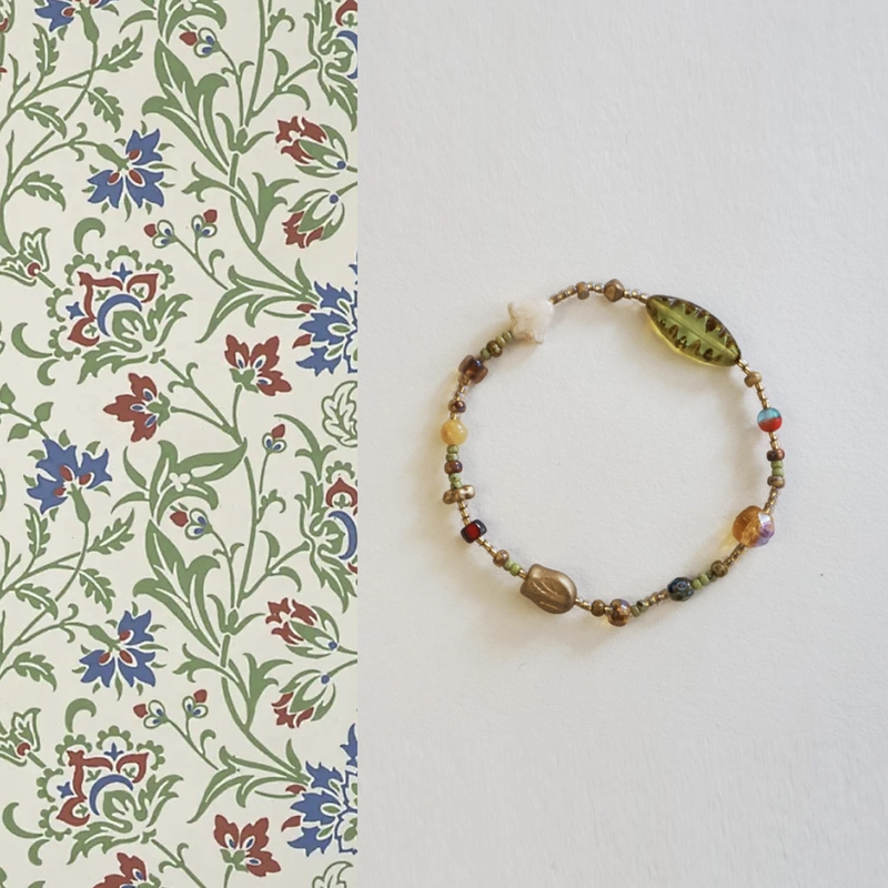 Qiantao「Maple and Green Leaves」Original Vintage Retro Antique Czech Bead Bracelet for Women
