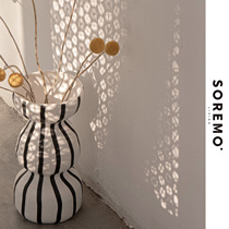 SOREMO original hand-painted vase ceramic black and white handmade retro art model room alien ins bed and breakfast modern
