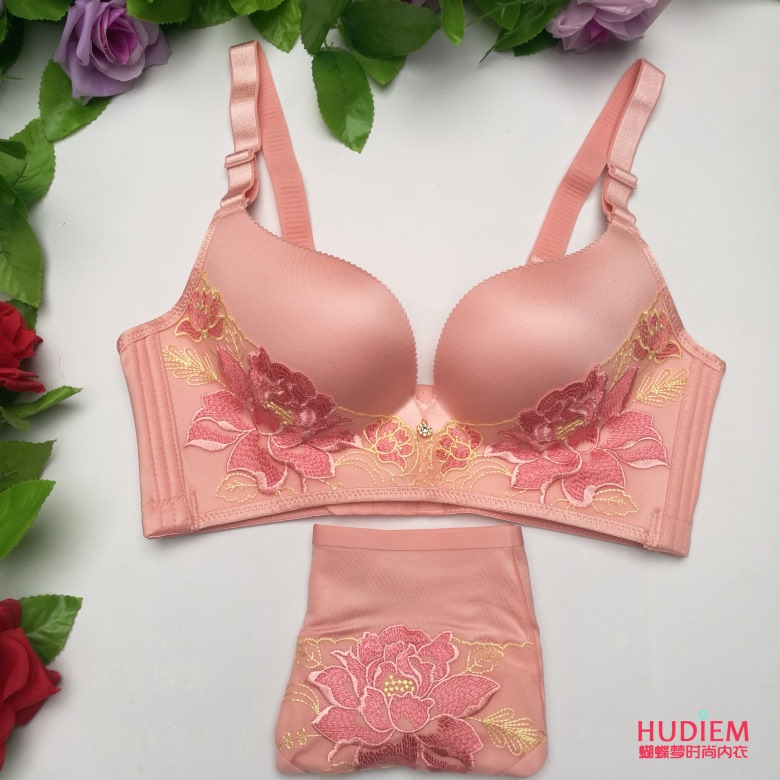 Sexy Peony Embroidery Bra Set Underwear Without Underwire, Push-Up, Side Support, Adjustable, Small Bust Enhancement Sexy Peony Embroidery Bra Set Underwear Without Underwire, Push-Up, Side Support, Adjustable, Small Bust Enhancement