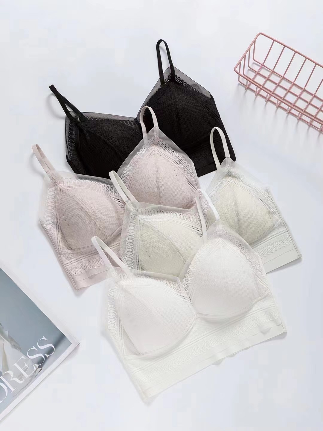 Fashion trend anti - sensitive lace with breathable air conditioning cup comfortable and refreshing without trace 90 - 135 kg