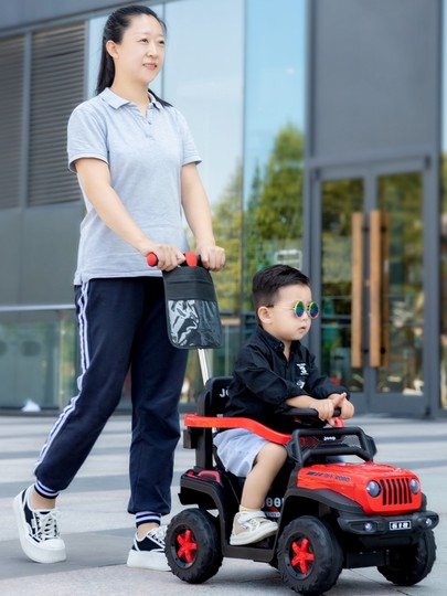 Children's electric off-road vehicle Jeep four-wheel beach vehicle male and female baby charging remote control toy car can sit in a stroller