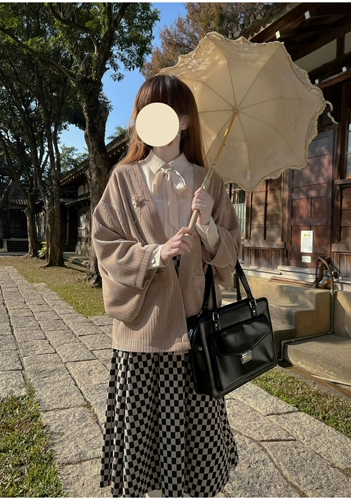 Элегантные ретро шахматы, рубашка, длинная юбка