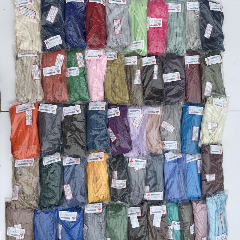 100 Pieces of Sanli Brand No. 3 Nylon Zipper for Trousers, 20cm Self-Locking No. 3 Nylon Closed-End Garment Zipper 100 Pieces of Sanli Brand No. 3 Nylon Zipper for Trousers, 20cm Self-Locking No. 3 Nylon Closed-End Garment Zipper