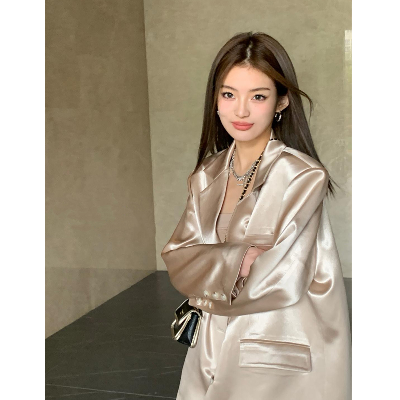 Silk Satin Long-Sleeved Champagne-Colored Blazer for Women 2026 New Style Suit for Petite Women with Elegant and Unique High-End Feel