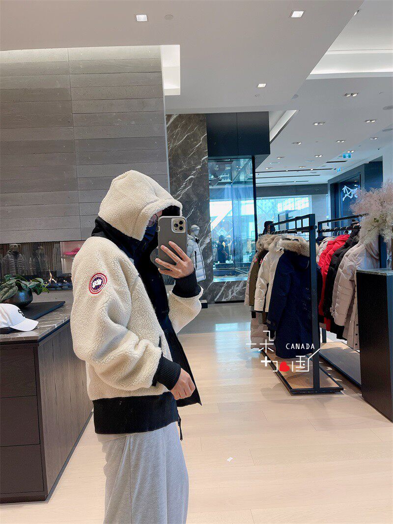 (Canada S) Canada Goose Goose Lady SIMCOE Loose Wool Grip short jacket 7016L