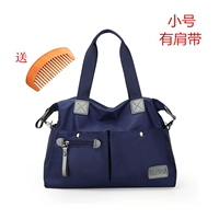 Темно -синяя труба, давая дровам расчесывание