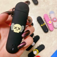 Черные каусы отправьте пятно для Lanyard