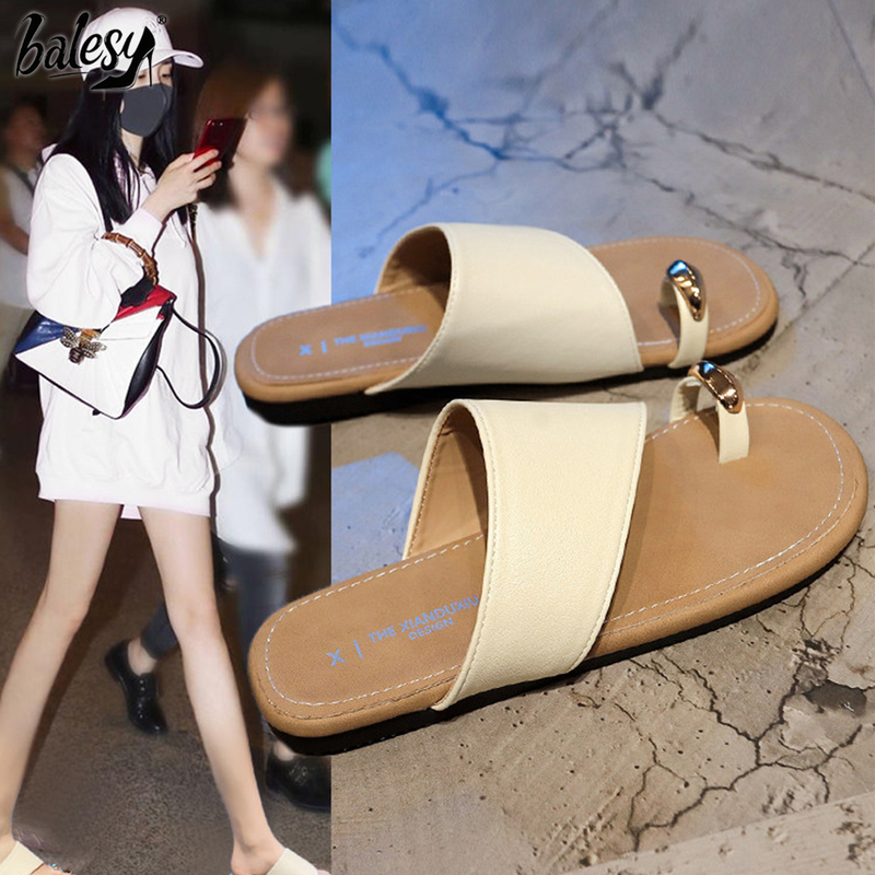 British Genuine Leather Flat Flip-Flops for Women, 2026 Summer New Style, Metal Buckle, Toe-Wrap, Soft Sole, Wedge Sandals