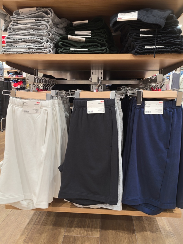 Uniqlo Men's and Women's High-Elastic Comfortable Shorts Casual Shorts 26 Spring and Summer New Style 483927