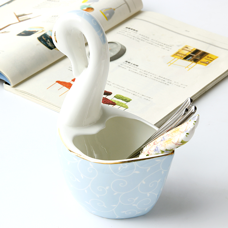 The goods to transport 】 【 tea matching costumes coffee spoon, swan.