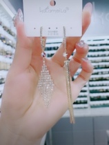 High-end tassel earrings long with diamonds Korean temperament net red 2020 new trend asymmetrical earrings to modify the face