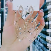 Advanced sense geometric circle large earrings 2020 new 925 silver needle European and American personality Net red temperament exaggerated earrings