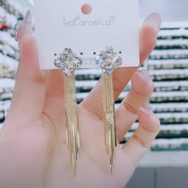 Four-leaf clover tassel earrings womens long diamond-encrusted Korean temperament net red sterling silver needle high-end earrings to modify the face shape