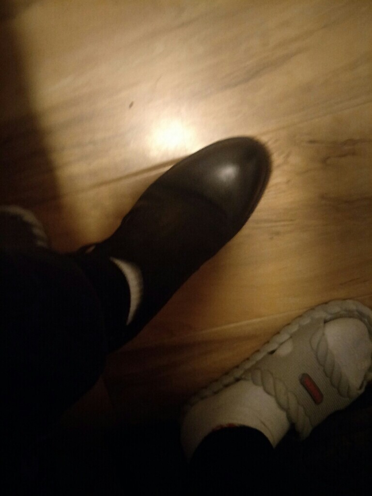 真皮英伦风男士马丁靴好用吗什么牌子哪个国家的，亲自使用体验（以名人之名同款）_搜券