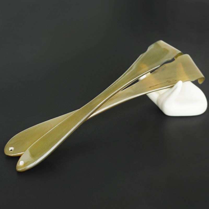 Don't beg someone to tickle the old man, tickle the rake, scratch the whole cow horn, beat the back, tickle the back scratcher