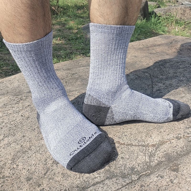 2 Pairs of Feishuang 320 Running Socks Outdome Aolong Coolmax Quick-Drying Thickened Antibacterial Outdoor Hiking and Mountaineering Socks