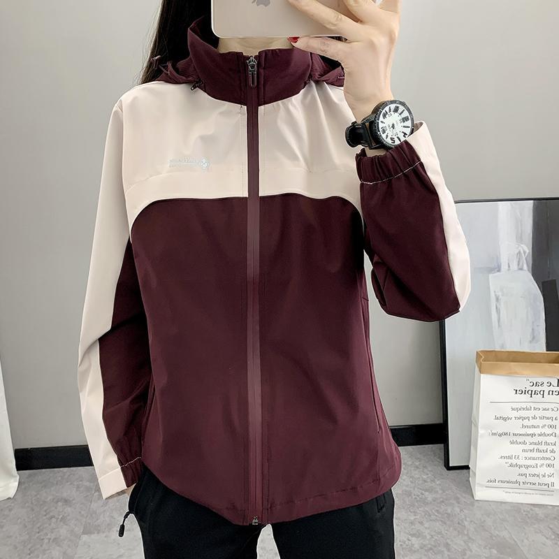 Outdoor Jacket for Women, Spring and Autumn, Mesh Lining, Windproof and Waterproof, Mountaineering Jacket, Two-Tone Travel Jacket