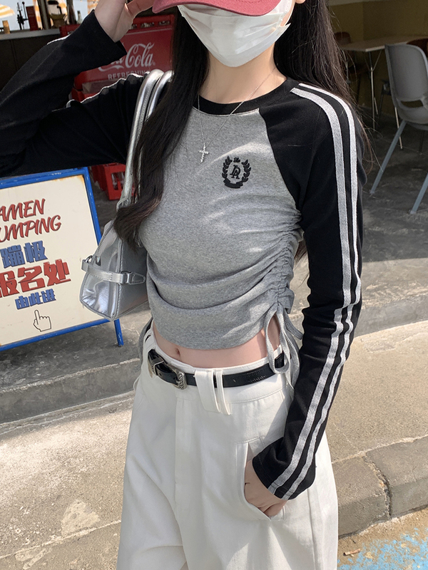 Spicy Girl Style 2026 Early Spring T-Shirt for Women, Tight-Fitting, Slimming, Crop Top with Drawstring, Striped, Short, Base Layer, Raglan Long-Sleeve Top