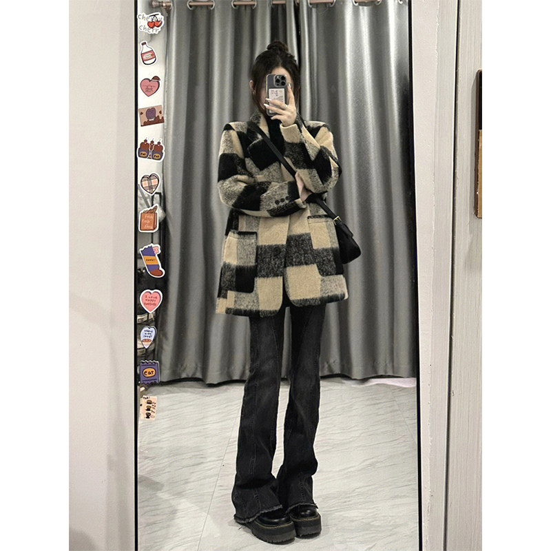 The plaid shorts, what about the new Mao in 2023, the new fur coat autumn and winter little sub-high-sense Herbenwind-Taobao