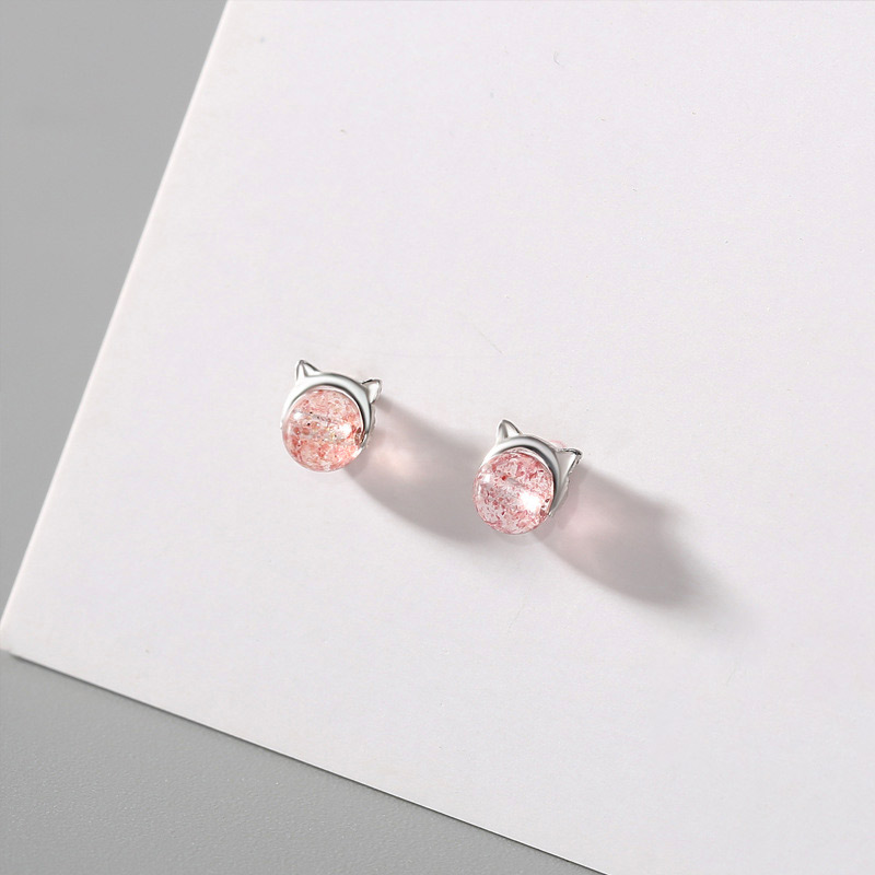 Strawberry crystal cat s925 sterling silver ear pin female girl heart ins small fresh earrings temperament Korean earrings personality