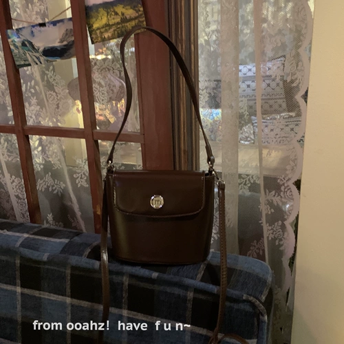 Небольшая акриловая дизайнерская демисезонная квадратная сумка через плечо, небольшая сумка