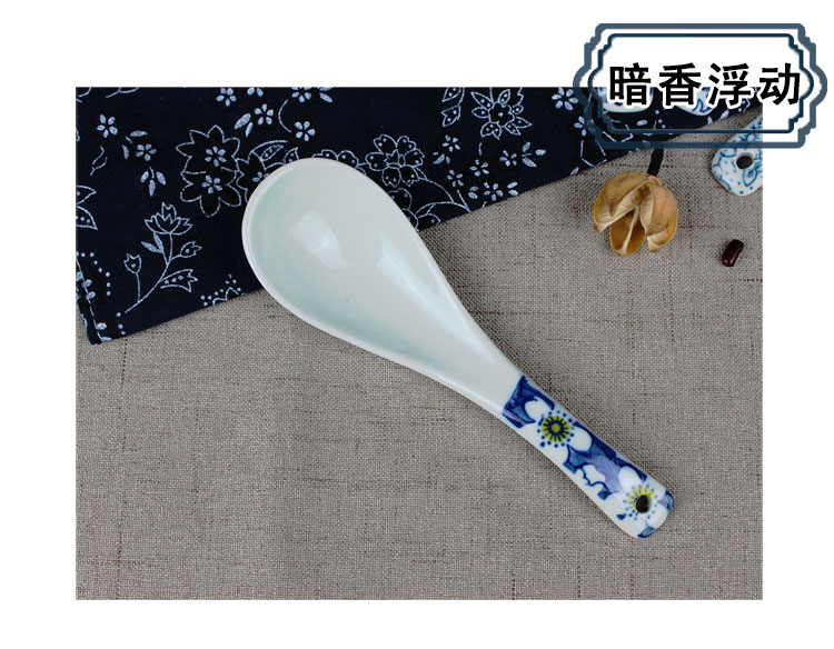 Muỗng gốm nhỏ Nhật Bản retro và gió xanh và trắng men dưới muỗng muỗng cá tính cá nhân vẽ tay bộ đồ ăn bằng sứ dĩa nhỏ