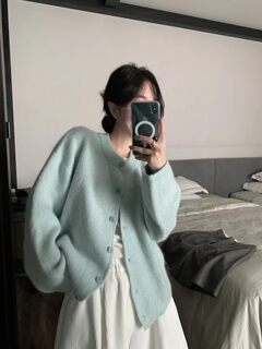 LOW FLAT韩代温柔风圆领浣熊绒毛衣开衫女2025秋冬宽松针织衫上衣