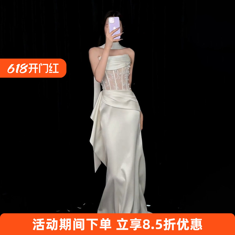 Strapless Vintage Light Wedding Dress, Elegant and Luxurious, High-End Lace Engagement Dress, White Fishtail Dress for Reception and Banquet