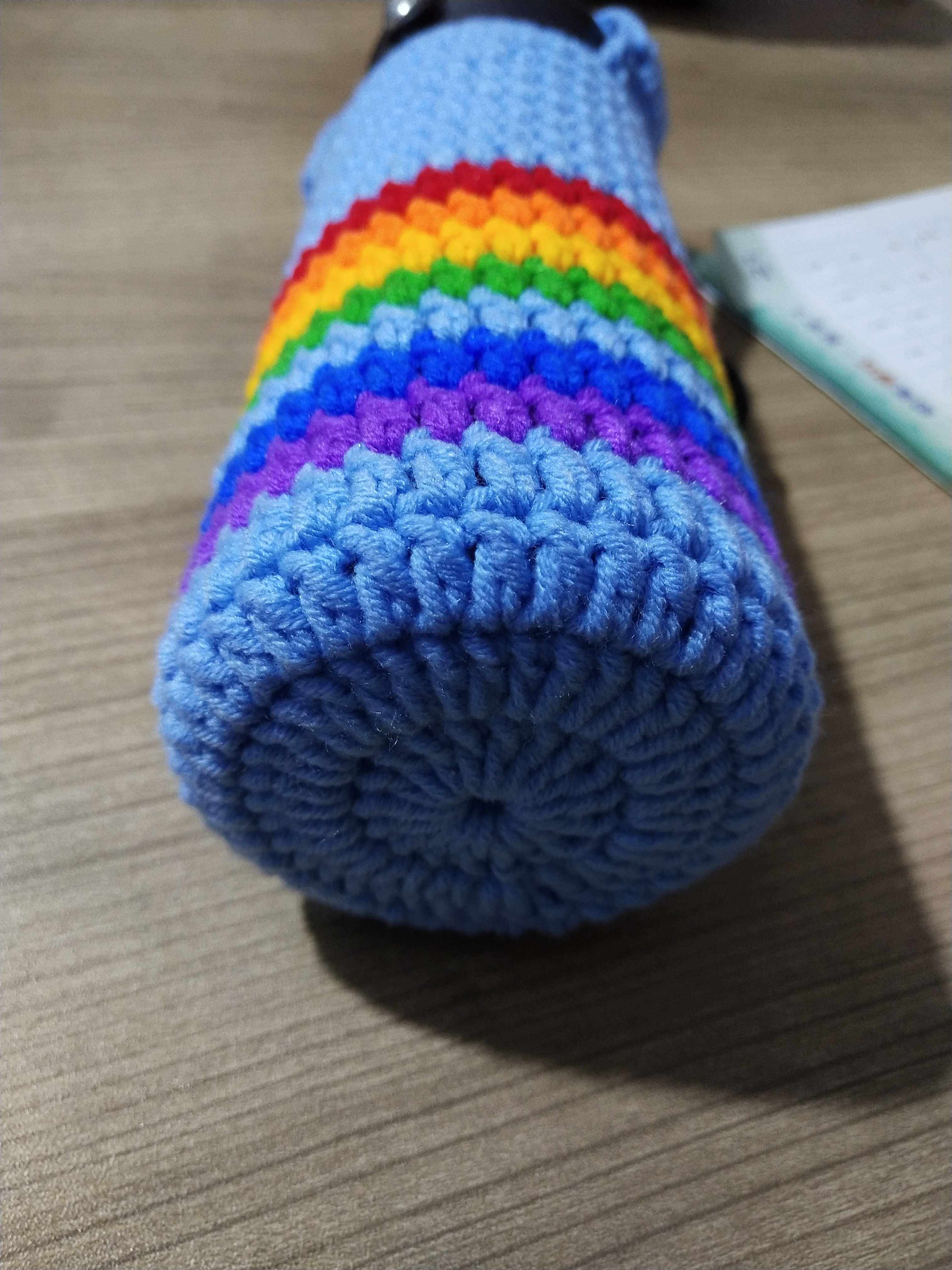 Handmade crochet milk cotton thread rainbow strip creative cup set cooking magician thermos cup Cup bag support customized