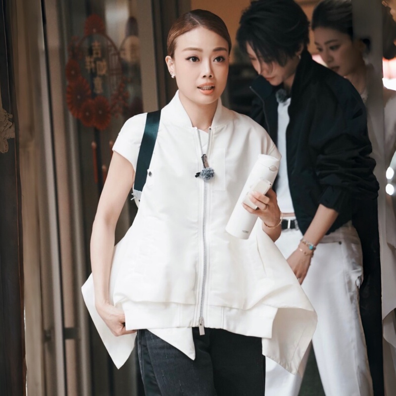 Fog Sacai Japanese Style 2026 Summer New Model Joey Yung Same Style Vest Versatile Casual Zipper Sleeveless Top for Women Fog Sacai Japanese Style 2026 Summer New Model Joey Yung Same Style Vest Versatile Casual Zipper Sleeveless Top for Women