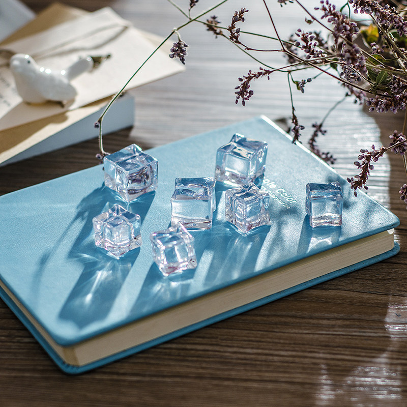 Small simulation ice cube props 1 shooting auxiliary props fake ice acrylic photography shooting props