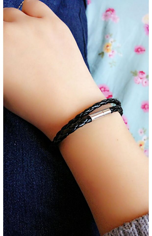 Wang Junkai với vòng tay nữ phiên bản Hàn Quốc của đơn giản dệt tay dây da thủy triều nam sinh viên vòng tay sinh viên vòng tay vàng 24k