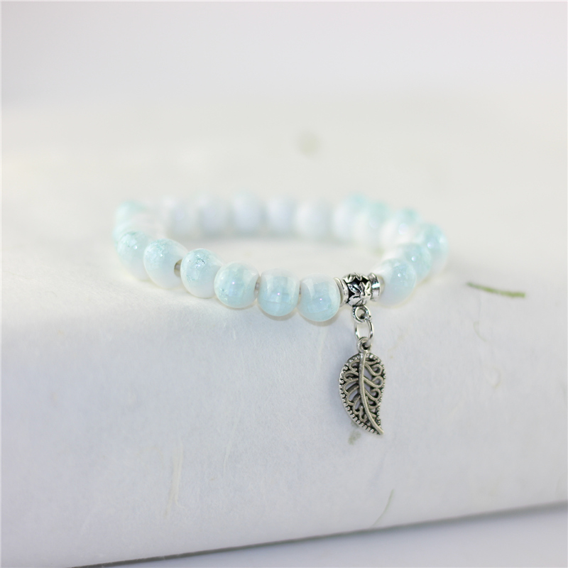 Ice crack fisheye all female literary small pure and fresh and ceramic bracelet beads shed leaves bracelet yiwu small accessories manufacturers supply