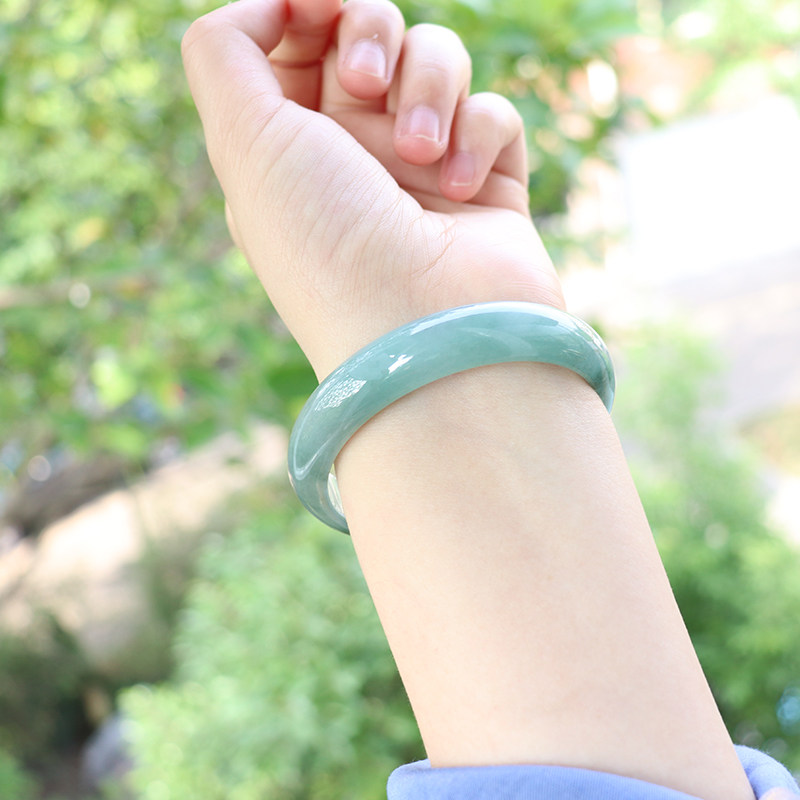 Xiaoliang Zi Bing waxy seed water gradient oil green 57 ring mouth