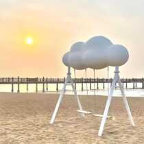Internet celebrity cloud swing fiberglass outdoor scenic park photo interactive check-in luminous cloud amusement facility
