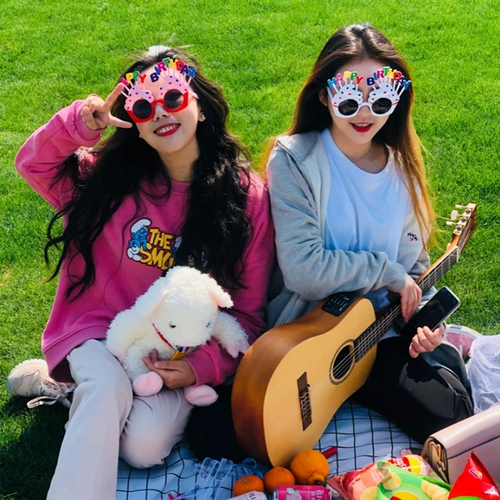 День рождения забавные очки детские забавные вечеринки сцены сцены на вечерин