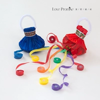 Ленты с язычком, переброшенные вручную, 2 шт., произвольные цвета.