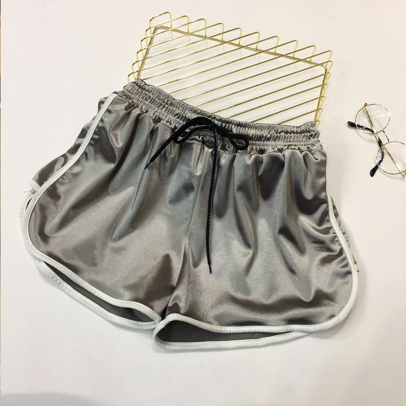 Mùa hè retro nhà băng lụa đồ ngủ phụ nữ lụa màu rắn cao eo thể thao quần nóng chất béo kích thước lớn la la quần short bóng rổ quần ống suông nam