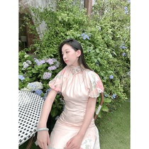 Chuanxian Chiyuan Yingying )#586) original design silk hand-painted cheongsam stand-up collar puff sleeves French elegance