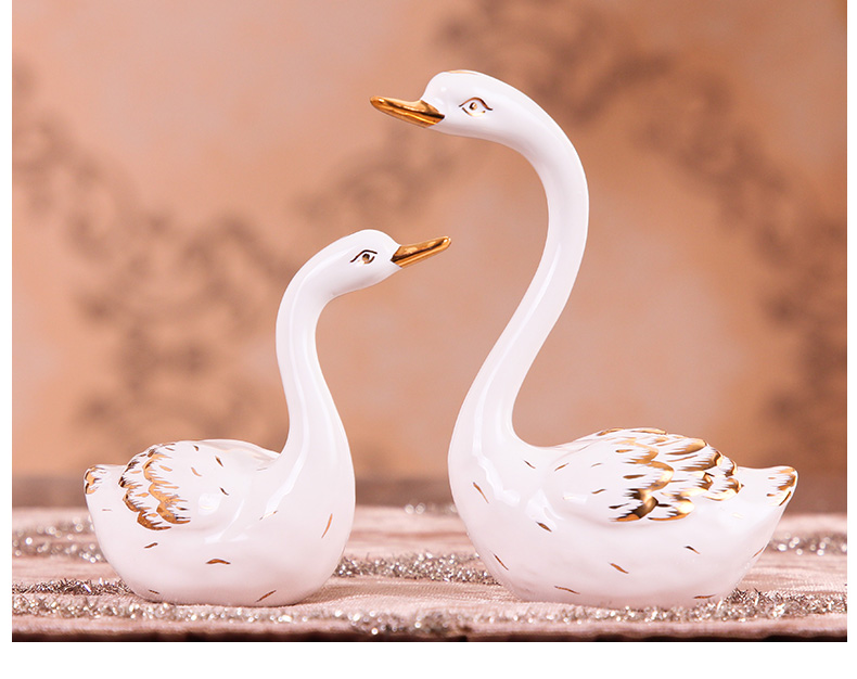 European furnishing articles sitting room romantic move ceramic swan wedding gift to send home decoration girlfriends wedding gift