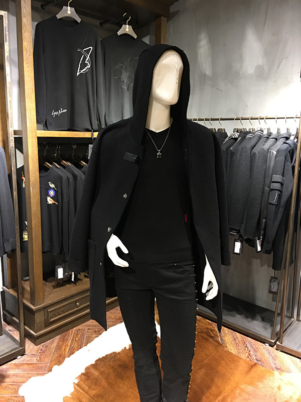 Đan ngắn tay áo cardigan nam cashmere áo sơ mi mỏng nửa tay áo áo len màu rắn Slim T-Shirt mùa xuân dưới áo sơ mi thủy triều