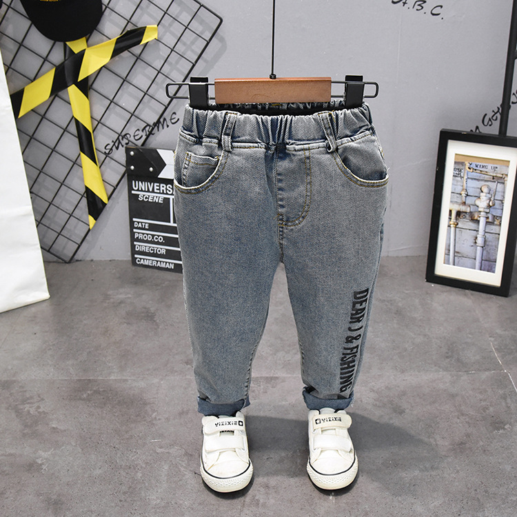 Boy baby jeans 2021 spring and autumn Korean version handsome 2 children 3 casual 4 hole children 5 years old Harlan pants