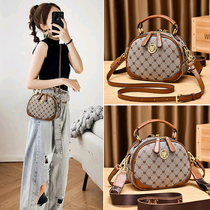 Hong Kong trendy brand 2022 new bag womens Korean version high-end fashion one-shoulder round cake small bag portable Messenger small bag
