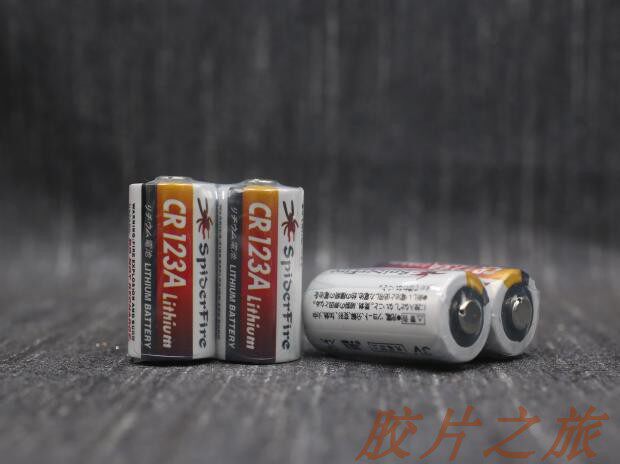 Promotion CR123A Battery Polaroid Film Camera Point-and-Shoot Camera 3V Lithium Battery (2pcs)