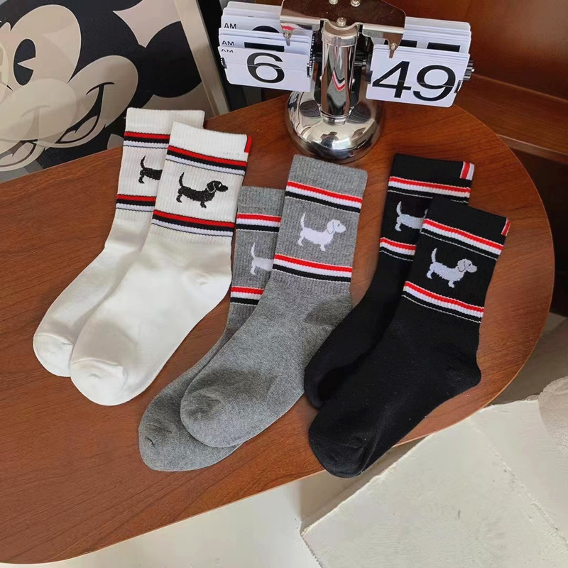 Fashionable Brand Tb Puppy Mid-Calf Socks ins Trendy Classic Stripesd Socks Black and White Gray Personalized Cartoon Men and Women Pure Cotton Socks