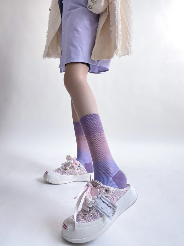 Trendy Japanese Designer Double-Needle Tie-Dye Gradient Color Personalized Pure Cotton Mid-Calf Socks for Men and Women Couples Trendy Japanese Designer Double-Needle Tie-Dye Gradient Color Personalized Pure Cotton Mid-Calf Socks for Men and Women Couples