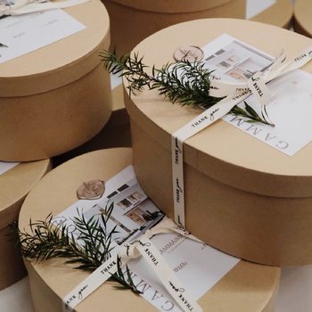 Oval Kraft Paper Box Companion Gift Box Xiaohongshu Dragon Boat Festival Rice Dumplings Baking Packaging Empty Box