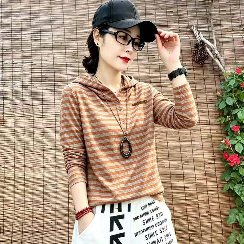 New Hooded Fashion Youthful Striped Stylish Spring and Autumn Long-Sleeve Mom Casual T-Shirt with Buttons, Loose and Slimming Top