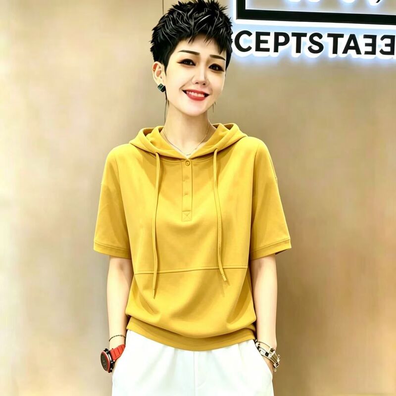 Sweet and Cool Fashion Summer New Style Hooded Button-Down Short-Sleeved T-Shirt for Women, Loose-Fitting, Age-Reducing, Candy-Colored Hoodie Top for Women